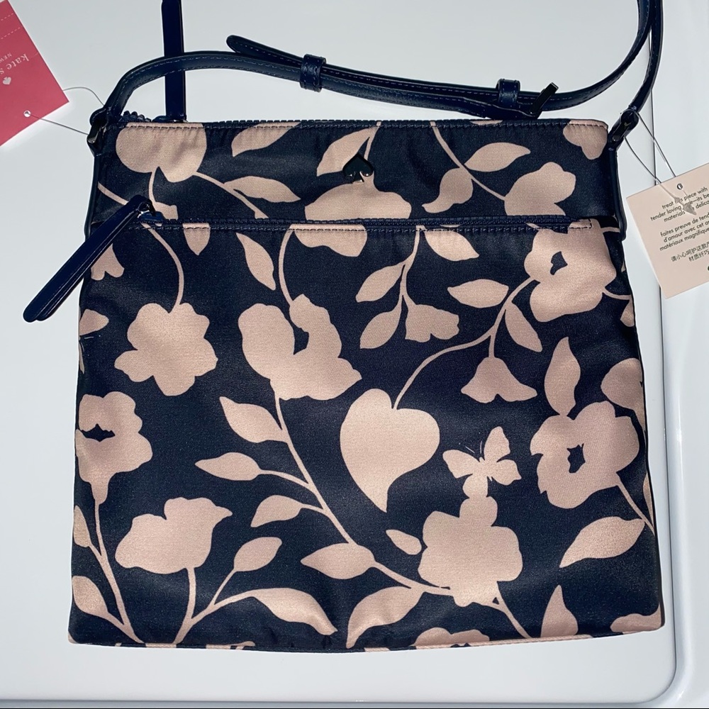 Kate Spade | Flat Crossbody in Jae Garden Vine